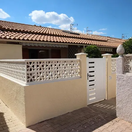 D'angle 4 Couchages Terrasse Ombragee Parking Dans Securisee Piscine Commune 400m De La Lrjp78 *