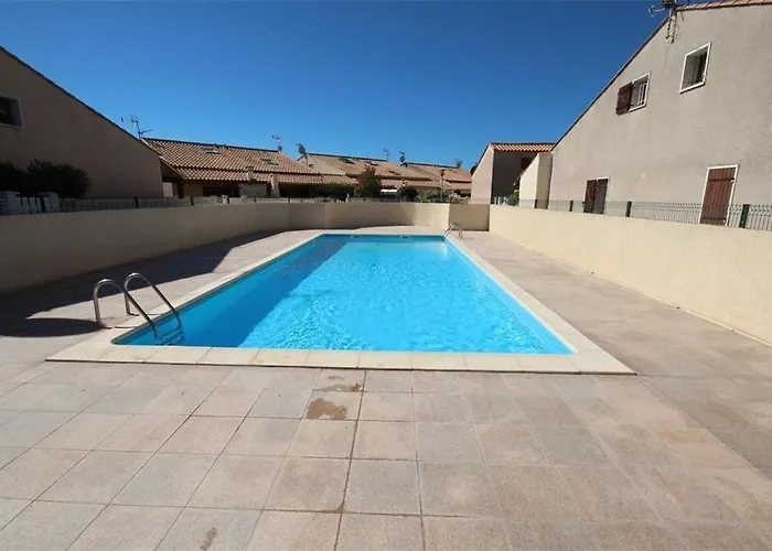 D'angle 4 Couchages Terrasse Ombragee Parking Dans Securisee Piscine Commune 400m De La Lrjp78 Vila *